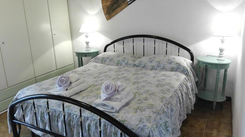 Bed And Breakfast Casale Isorella Сан Джемини Екстериор снимка